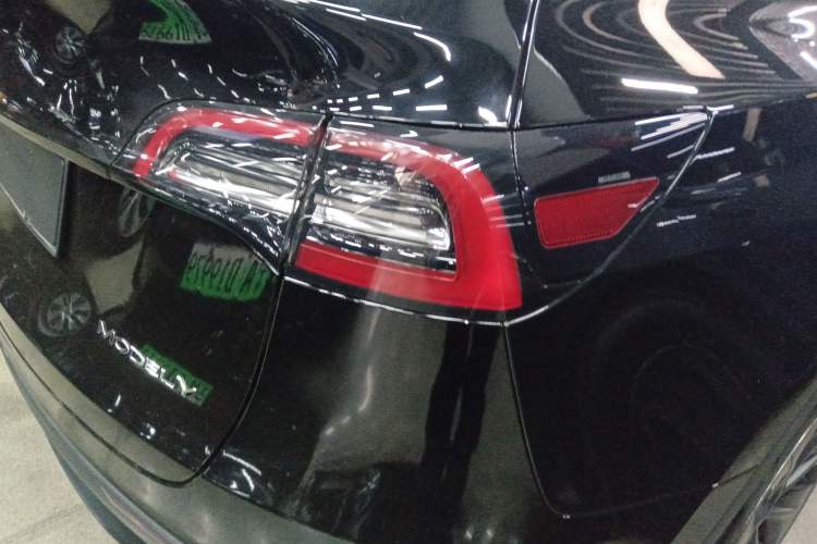 Used Tesla Model Y 2023 Rear-Wheel-Drive Version