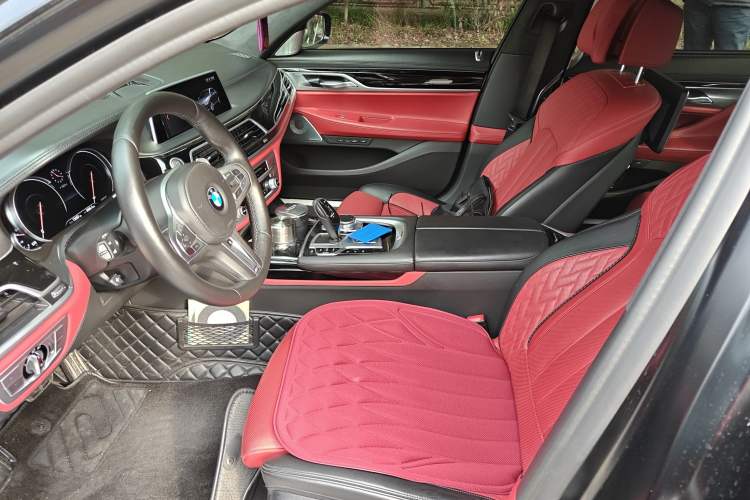 Used BMW 7 Series 2018 740Li xDrive Luxury Edition M Sport Package Black Flame Version
