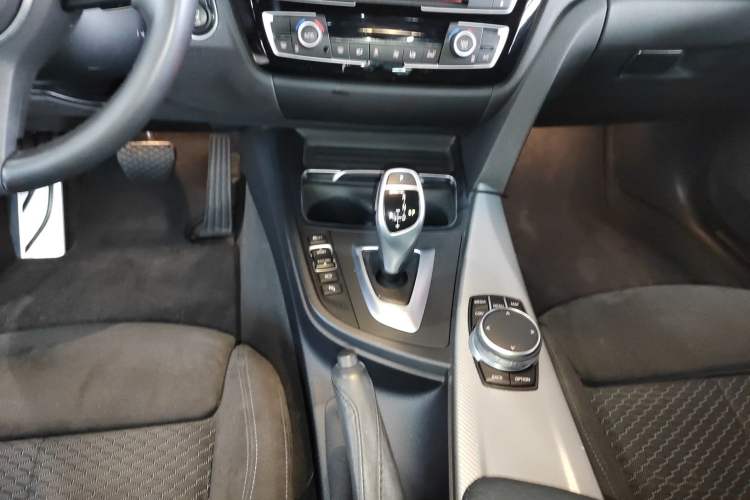 Used BMW 4 Series 2019 425i M Sport Package
