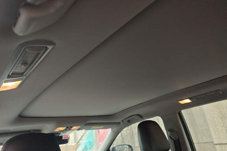 Used Toyota Highlander 2018 2.0T Four-Wheel Drive Luxury Edition 7 Seats China V Emission Standard