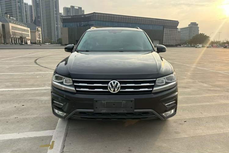 Used Volkswagen Tiguan L 2019 330TSI Automatic Two-Wheel Drive Panoramic Comfort Edition China VI Standard Front