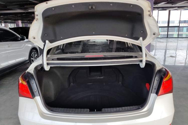 Used Hyundai Mistra 2016 1.8L Automatic Smart GLS
