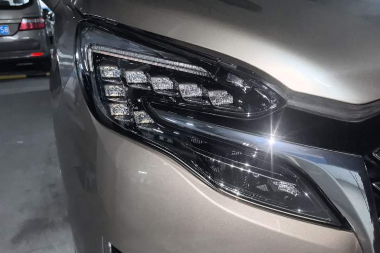 Used Buick GL8 2023 ES Lu Zun Deluxe Model
