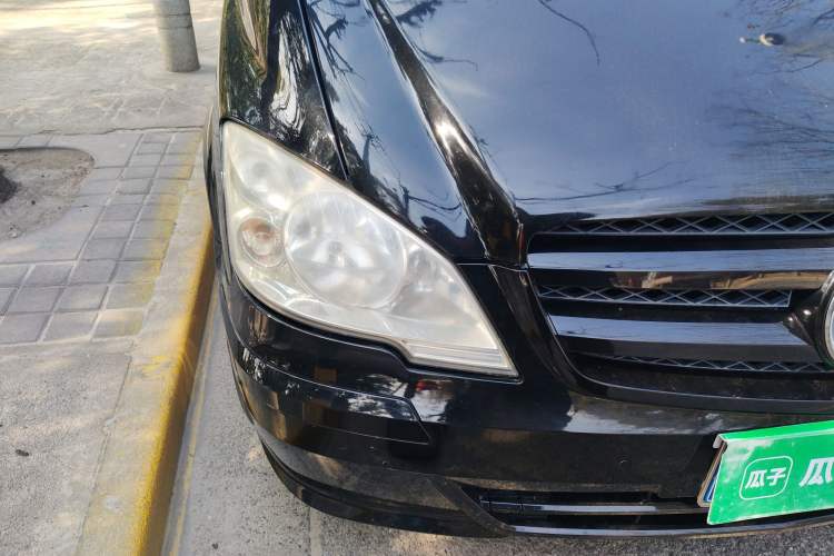 Used Mercedes-Benz Vito 2013 2.1T Elite Edition Right Front Headlight