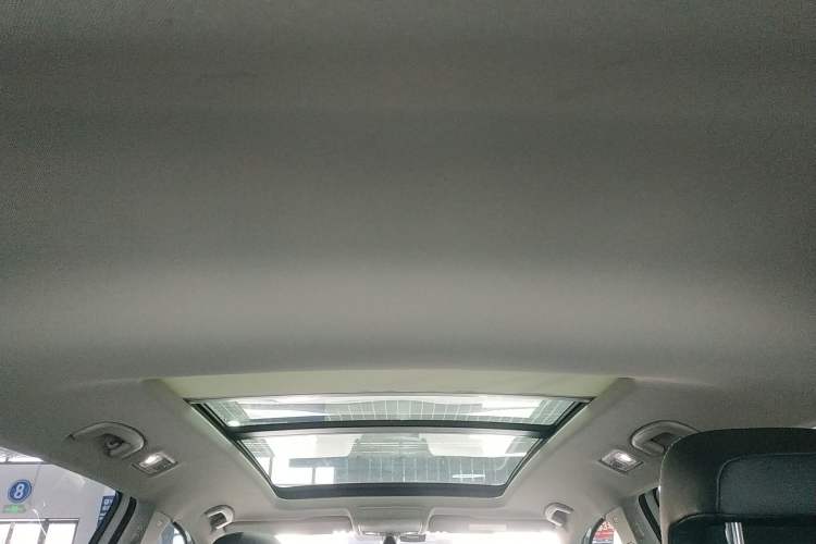 Used Volkswagen Tiguan L 2021 330TSI Automatic Two-Wheel Drive R-Line Enhanced Edition
