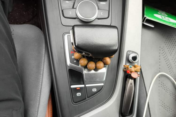 Used Audi A4L 2017 Plus 40 TFSI Ambition Model