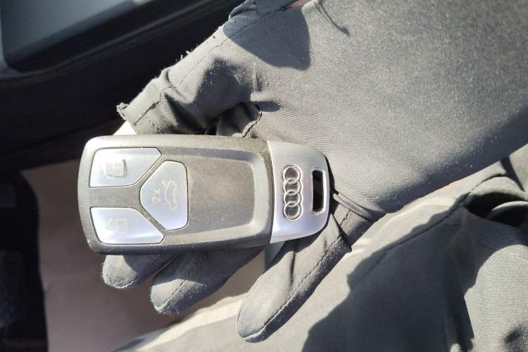 Used Audi Q5L 2020 Updated 40 TFSI Prestige Fashion Edition