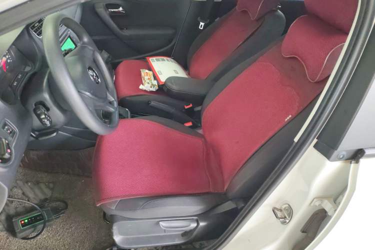 Used Volkswagen Polo 2014 1.6L Automatic Comfort Edition