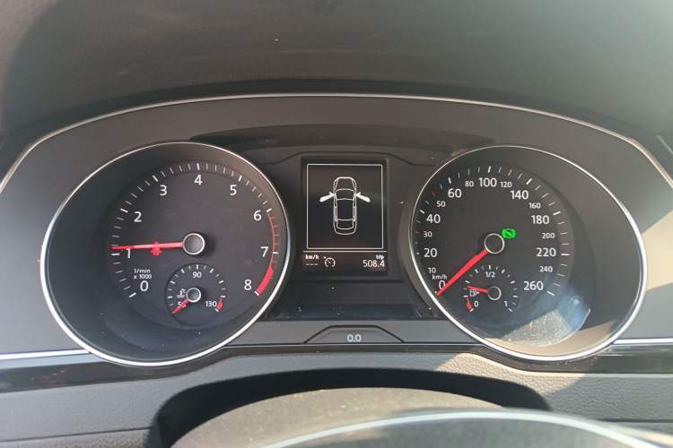 Used Volkswagen Magotan 2017 330TSI DSG Leading Model Instrument Cluster