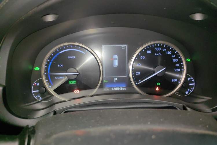 Used Lexus NX 2018 300h Front-Wheel-Drive FENGSHANG Version China V Emission Standard
