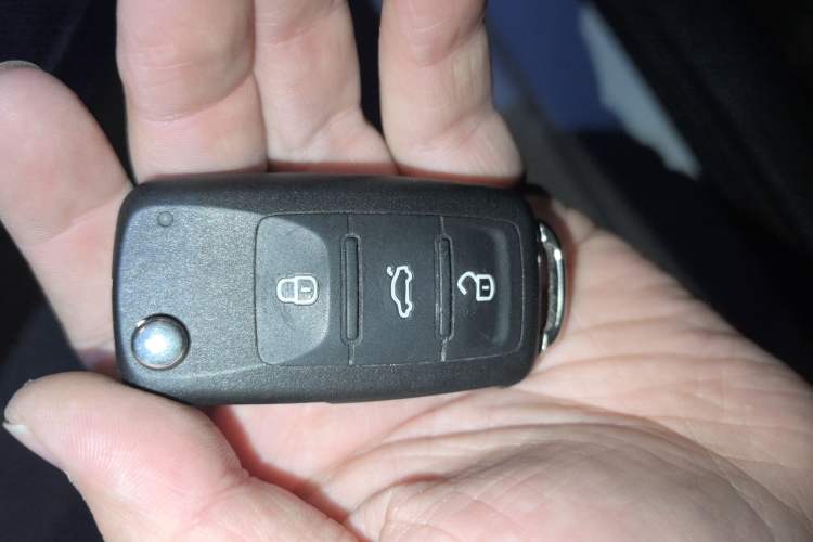 Used Jetta VA3 2025 Model, 1.5L Manual Ambitious Edition Vehicle Key