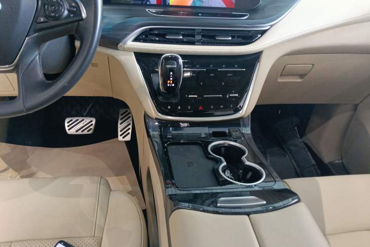 Used Buick GL8 2023 ES Lu Zun Deluxe Model