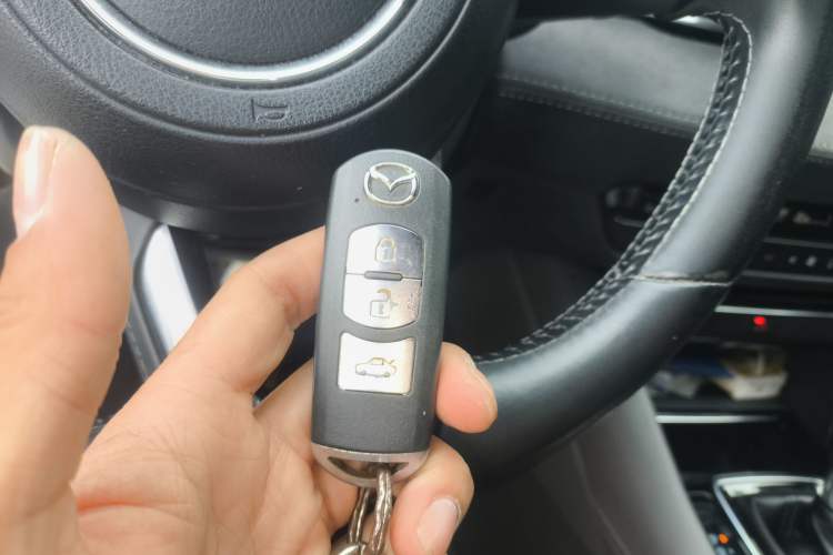 Used Mazda Atenza 2020 2.5L Sky Blue Prestige Edition Vehicle Key