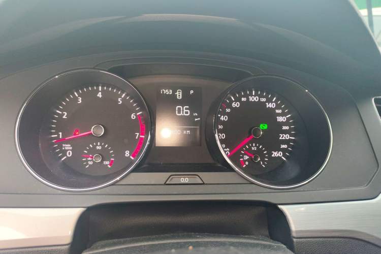 Used Volkswagen Lamando 2017 230TSI DSG Fashion Edition