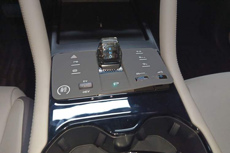 Used BYD Song PLUS New Energy 2025 DM-i Intelligent Driving 112KM Prestige Model