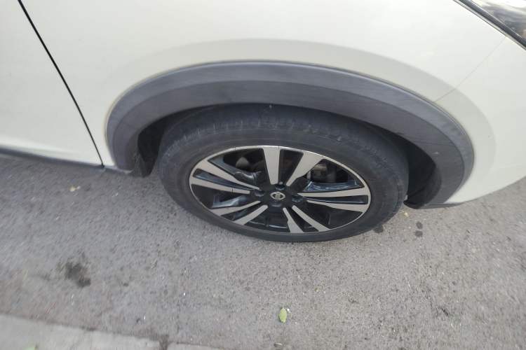 Used Nissan Kicks 2019 1.5L CVT Smart Connect Luxury Edition
