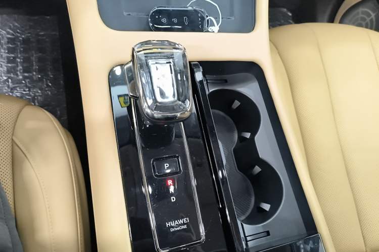 Used Hima AITO M7 2024 1.5T Intelligent Drive 4WD Ultra Version 5 Seats