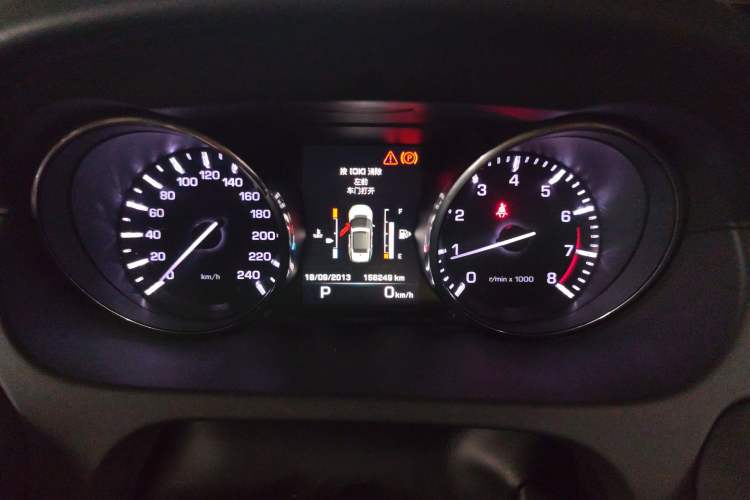 Used Land Rover Discovery Sport 2015 2.0T SE Instrument Cluster