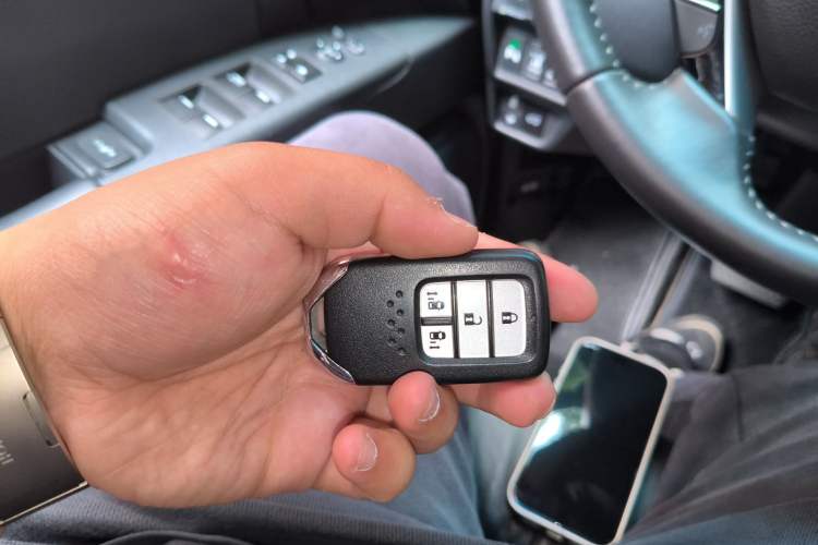 Used Honda Elysion 2019 2.0L Hybrid Luxury Edition
