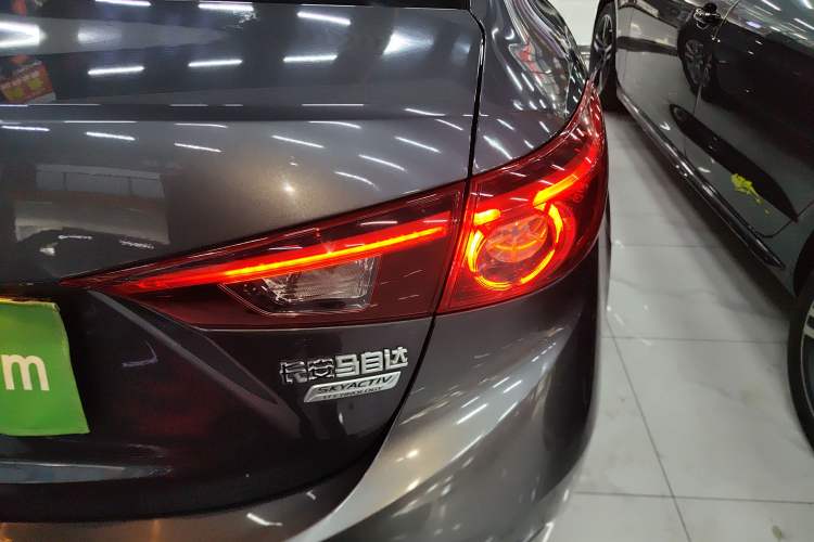 Used Mazda Mazda 3 Axela 2017 Sedan 1.5L Automatic Luxury Model Emission Standard China V