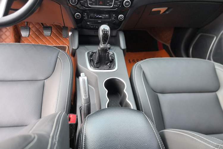 Used Geely Auto Vision X6 2016 1.8L Manual Luxury Model
