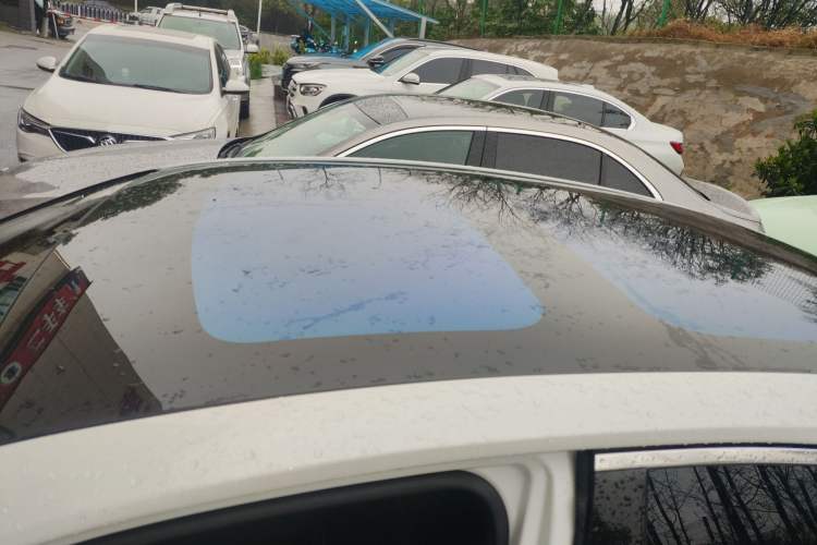 Used Toyota Camry 2024 Dual-Motor 2.0HS Sport Edition Roof