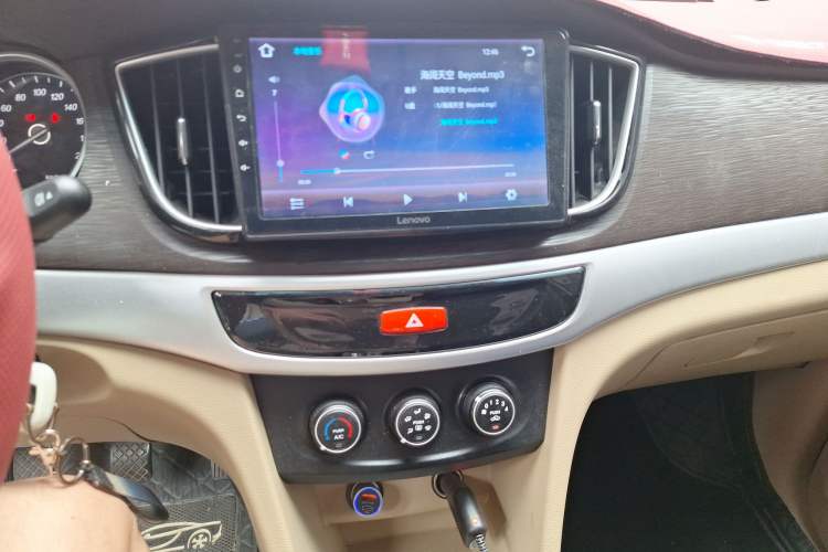 Used Baojun 730 2019 1.5L Manual Value Edition 7 Seats China VI Emission Standard