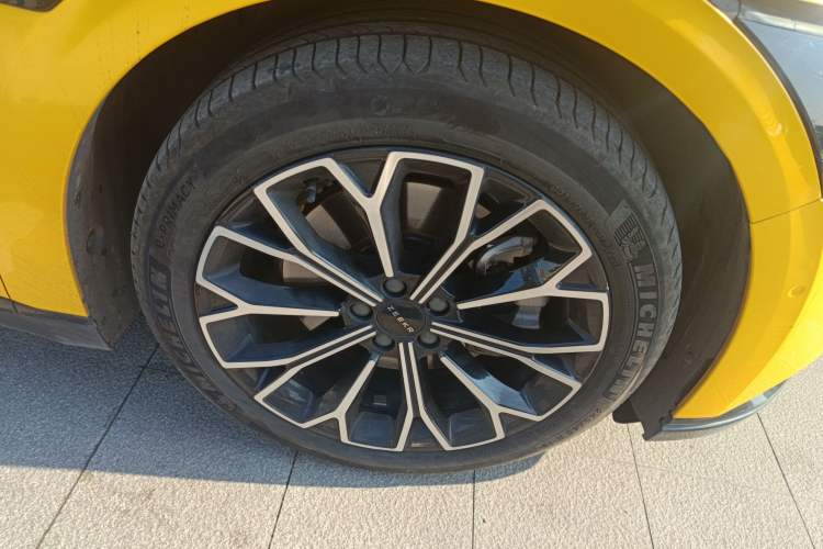 Used Zeekr 007 2024 Rear-Drive Enhanced Version 75 kWh
