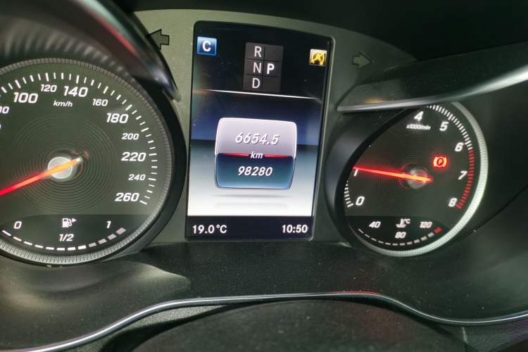 Used Mercedes-Benz C-Class 2017 Restyled C 180 L Fashion Edition Sport Version
