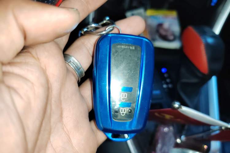 Used Toyota RAV4 2021 2.0L CVT Two-Wheel Drive Fashion Edition