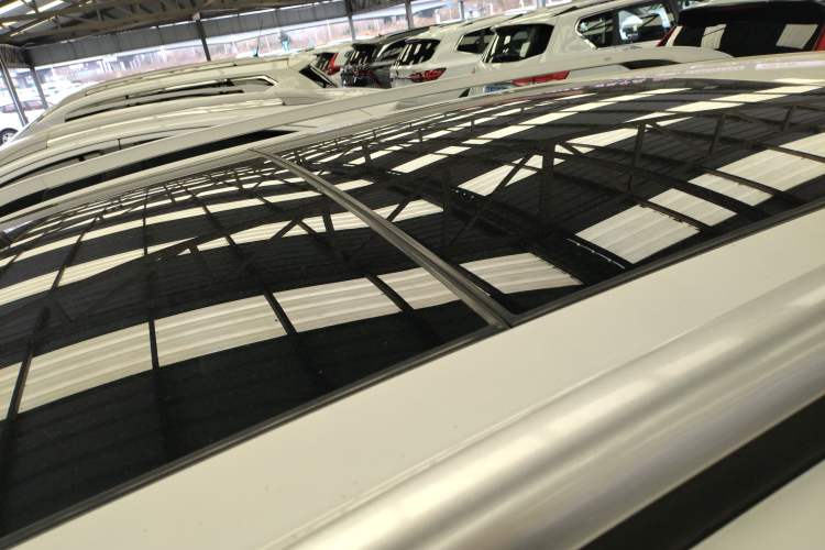 Used Ford Kuga 2017 EcoBoost 180 Two-Wheel-Drive Luxury Wing Edition Roof