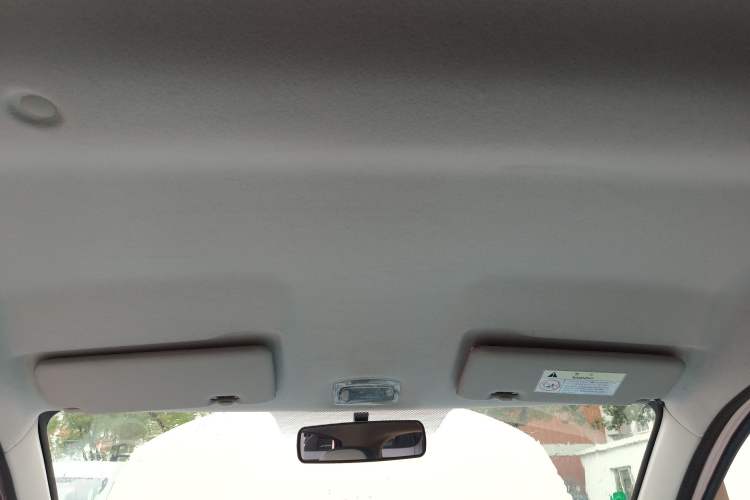 Used Dongfeng NAMMI BOX 2022 Chasing Wind Edition 331 km Standard Model Headliner