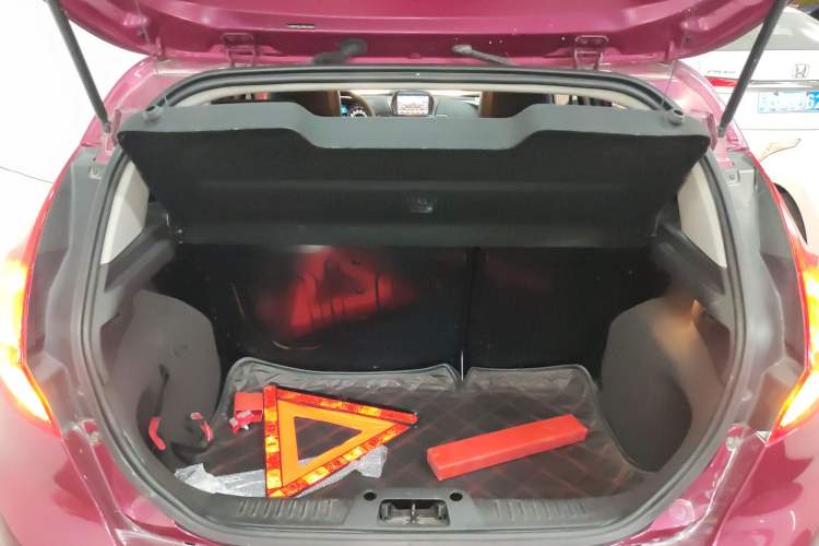 Used Ford Fiesta 2013 Hatchback 1.5L Automatic Fashion Edition