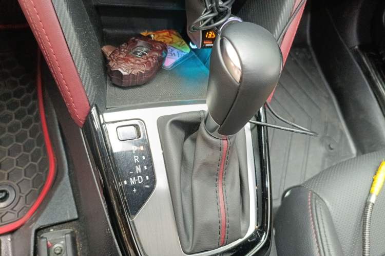 Used Mazda CX-3 2018 2.0L Automatic Prestige Edition Gear Lever