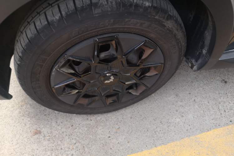 Used Wuling Hongguang MINIEV 2022 GAMEBOY 300km Enthusiast Model with Lithium Iron Phosphate Exterior 4