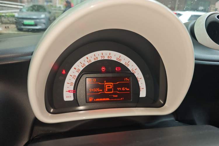 Used smart fortwo 2015 1.0L 52 kW hardtop Dynamic version Instrument Cluster