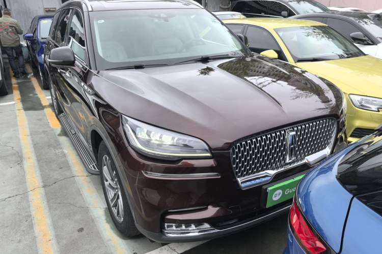 Used Lincoln Aviator 2020 3.0T V6 All-Wheel-Drive Premium Edition Exterior 1