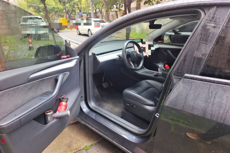 Used Tesla Model Y 2024 Rear-Wheel-Drive Version Driver Seat