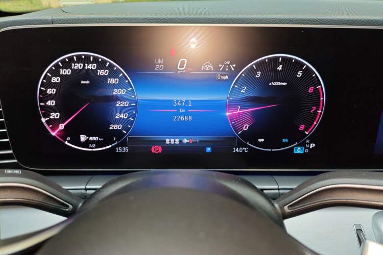 Used Mercedes-Benz GLE 2024 GLE 350 4MATIC Dynamic Edition Instrument Cluster
