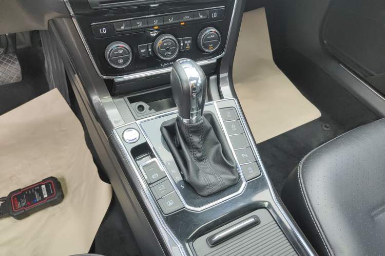 Used Volkswagen Passat 2016 330TSI DSG Prestige Edition
