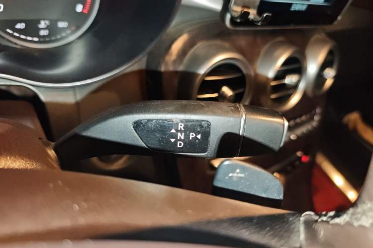 Used Mercedes-Benz GLC 2019 GLC 200 L 4MATIC Gear Lever