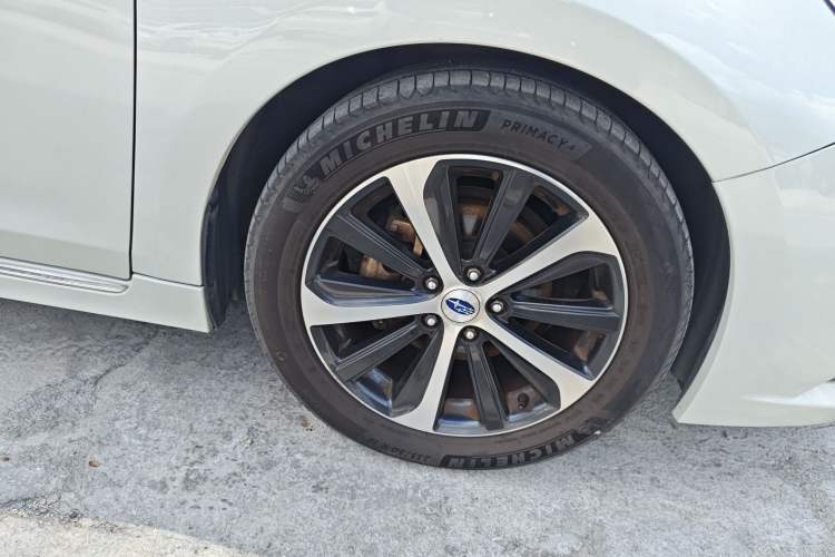 Used Subaru Legacy 2016 2.5i All-Wheel-Drive Glory Edition