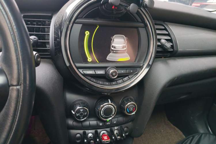 Used MINI MINI 2014 1.5T COOPER Fun