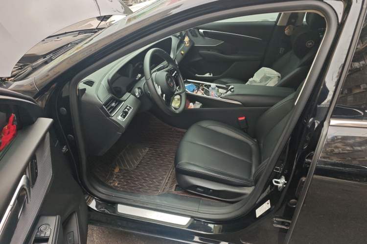 Used Buick LaCrosse 2023 Restyled 25T Cross-Country Edition