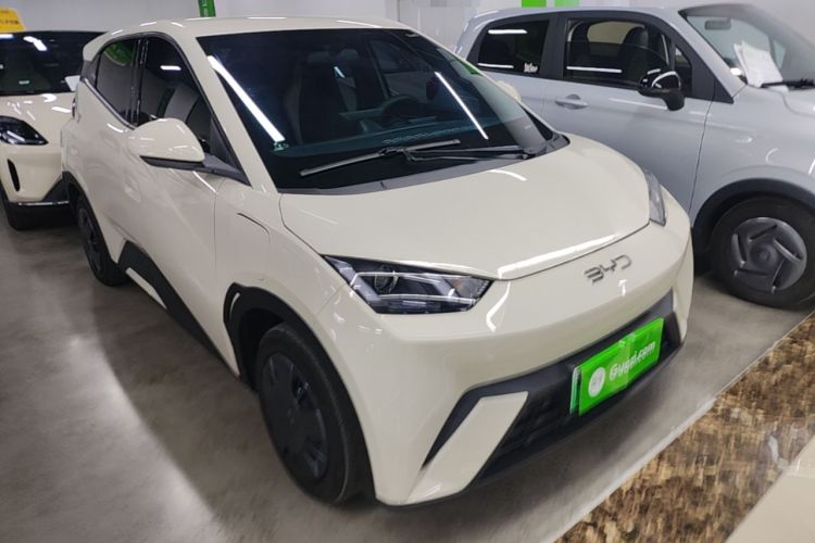 Used BYD Seagull 2025 305km Active Version Front Right 45 Deg