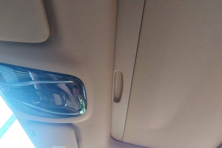 Used VOYAH Dream 2022 Low-Carbon Edition Plus Intelligent Driving Package Headliner