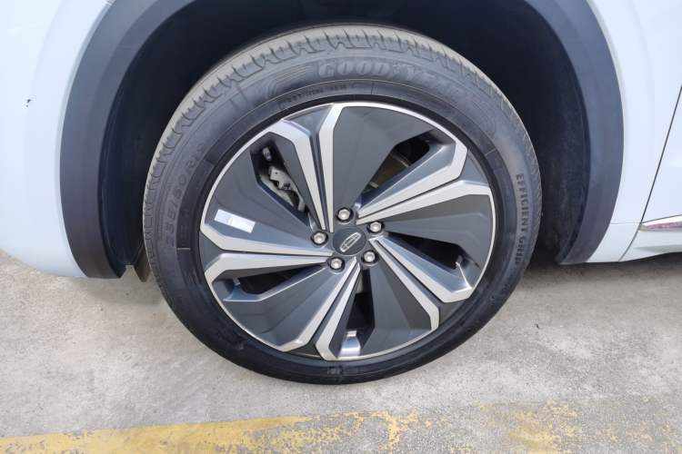 Used Geely Auto Monjaro L 2022 1.5T Thunder Hi·F Plug-in Hybrid Super Rui
