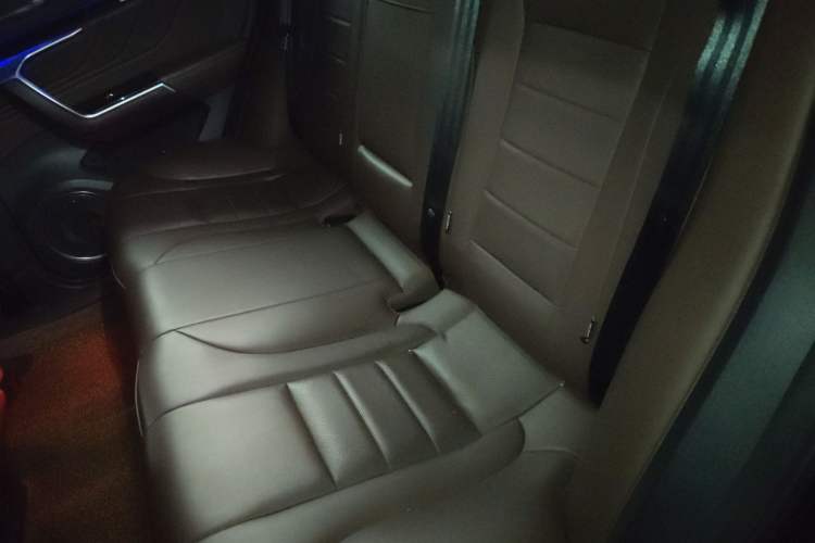 Used Wey VV5 2017 2.0T Ultra-Luxury Version
