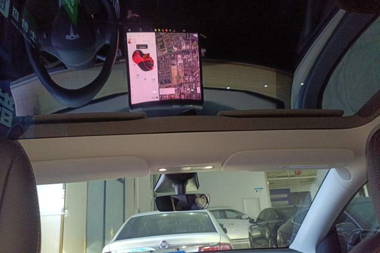 Used Tesla Model Y 2021 Standard Range Rear-Wheel Drive Version Headliner