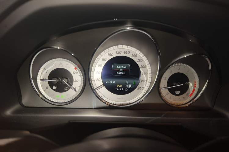 Used Mercedes-Benz GLK-Class 2014 GLK 260 4MATIC Dynamic Model